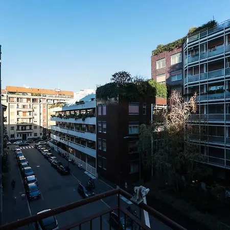 Tortona-navigli- Elegante Bilocale Accessoriato Lägenhet *